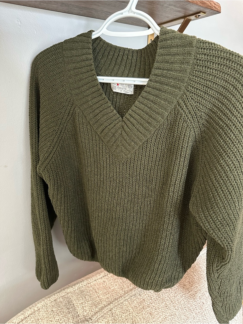 Poof! Olive Green V-Neck Cropped Ribbed Sweater
